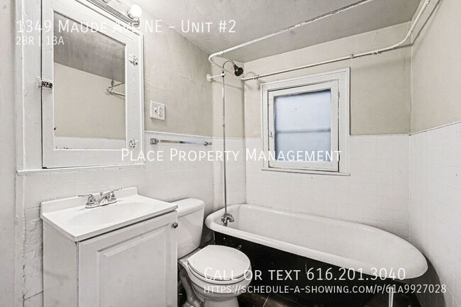 Building Photo - 1349 Maude Ave NE