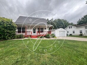 Building Photo - "Charming 3-Bedroom Home in Oregon.– Spaci...