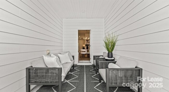 Building Photo - 10207 Guardian Dr