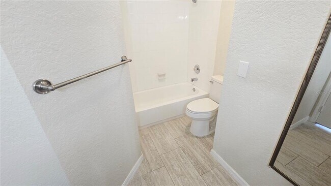 Building Photo - 2600 Robert Trent Jones Dr