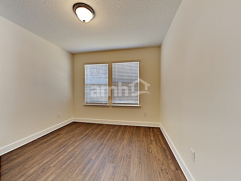 Building Photo - 105 Moultrie Crossing Ln