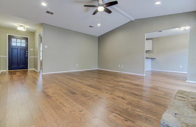 Building Photo - 12430 Wycliff Ln