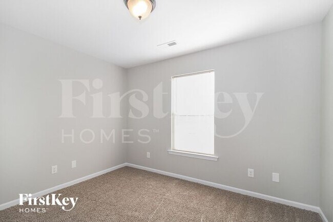 Building Photo - 4010 Shallowcreek Ct