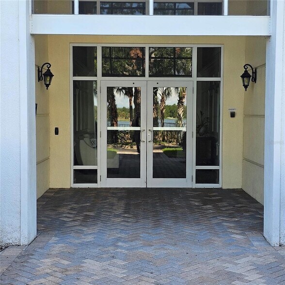 Building Photo - 7905 Seminole Blvd