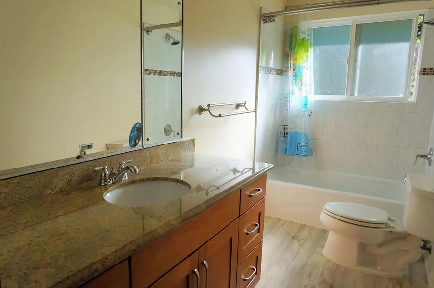 Building Photo - 5245 120th Ave SE