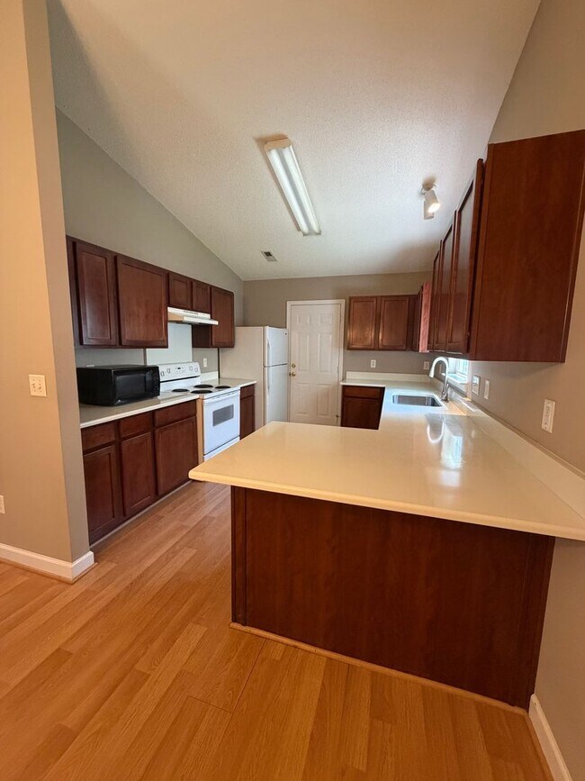 Building Photo - Exclusively Offered By Muse Realty Rentals, LLC