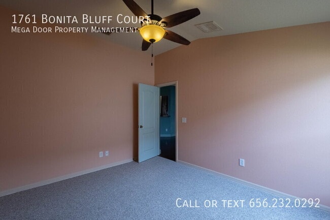 Building Photo - 1761 Bonita Bluff Ct