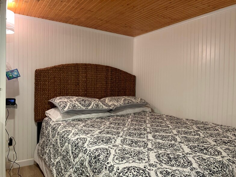 #B. Bedroom. 4408 Avenue S 1/2, Galveston, Tx 77550 - 4408 Avenue S 1/2