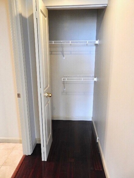 Building Photo - 10 Museum Way