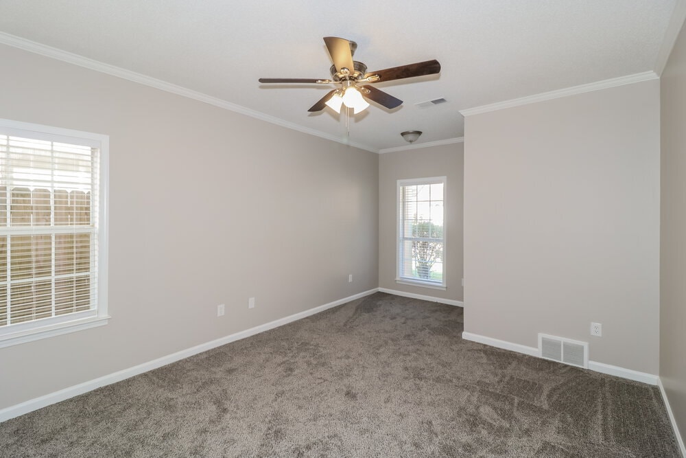 Building Photo - 607 E Ashley Glen Cir