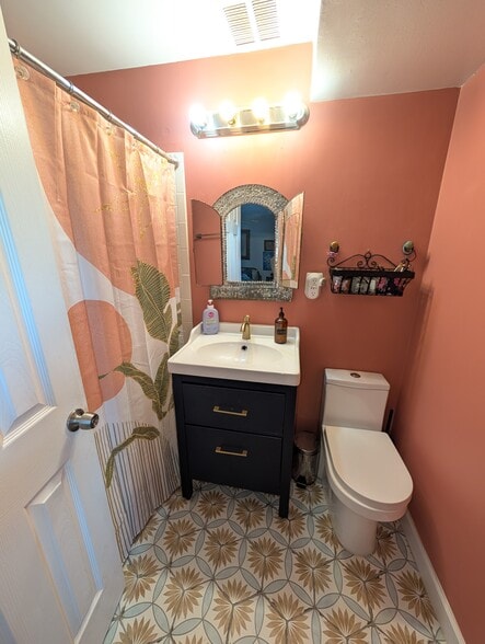 Primary BR bath - 12709 Gordon Blvd