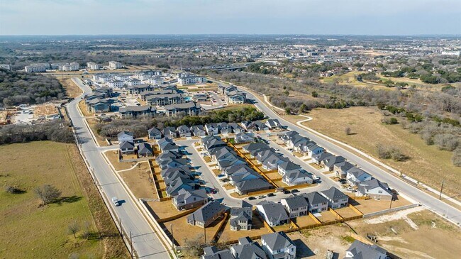 Building Photo - 2812 Sebring Cir