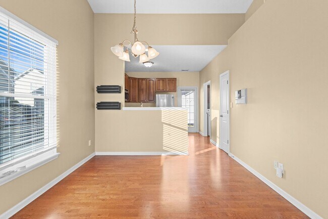 Building Photo - Beautiful home in the heart of Westfield!