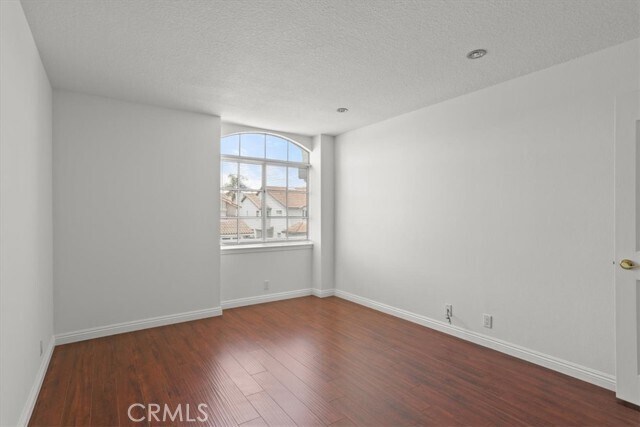 Building Photo - 24276 Briones Dr