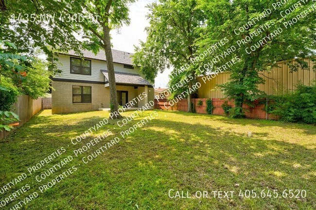 Building Photo - 1435 NW 43rd St