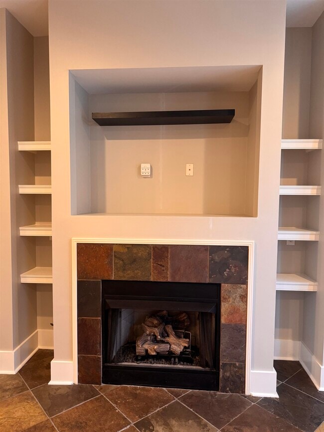 Building Photo - 620 Tennessee St