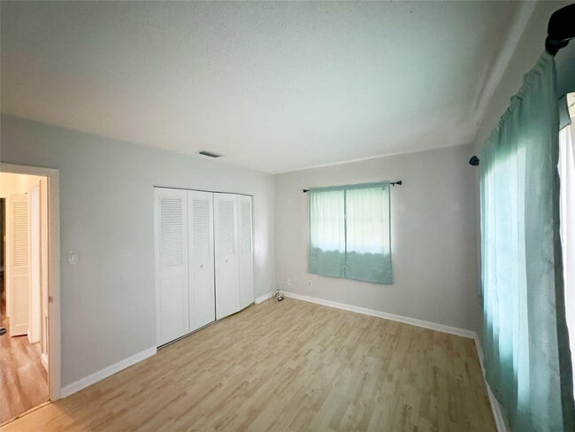 Building Photo - 9602 NW 72nd St