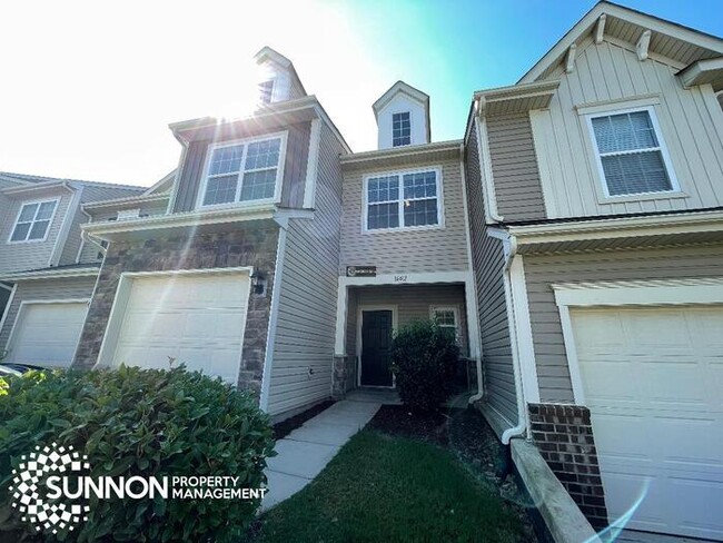 Primary Photo - Fresh and finished: 3 bed, 2.5 bath townho...