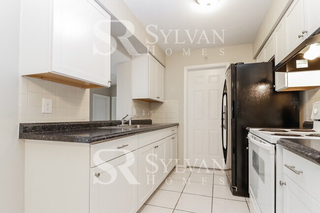 Building Photo - Coming HOME never felt so good!