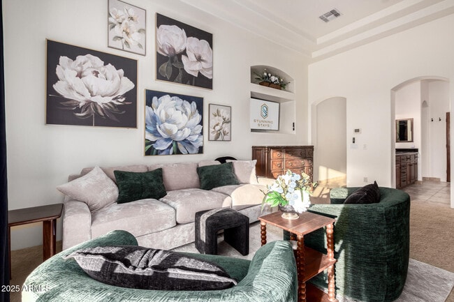 Building Photo - 2506 S 186th Dr