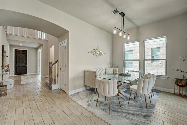 Building Photo - 17012 Pleasanton Cove