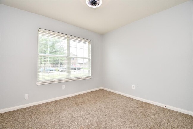 Building Photo - 6615 Poplar Rose Ct.