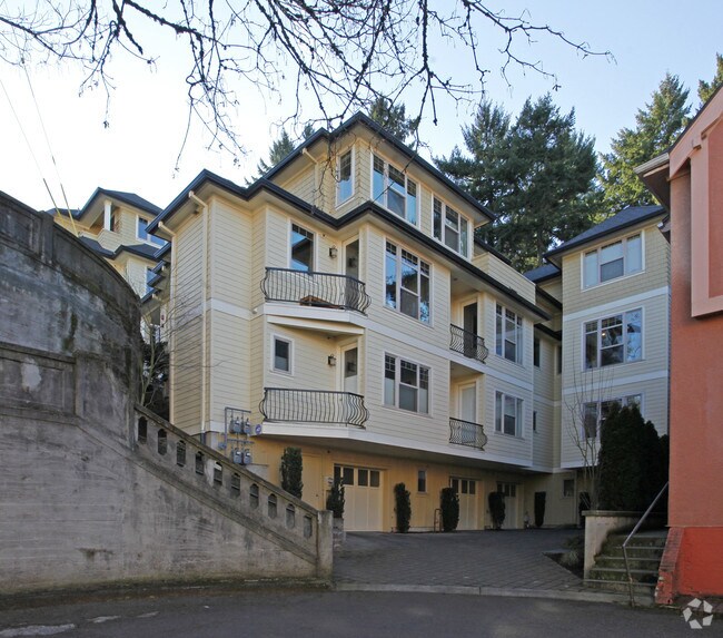 Building Photo - Washington Park Townhome Condominiums
