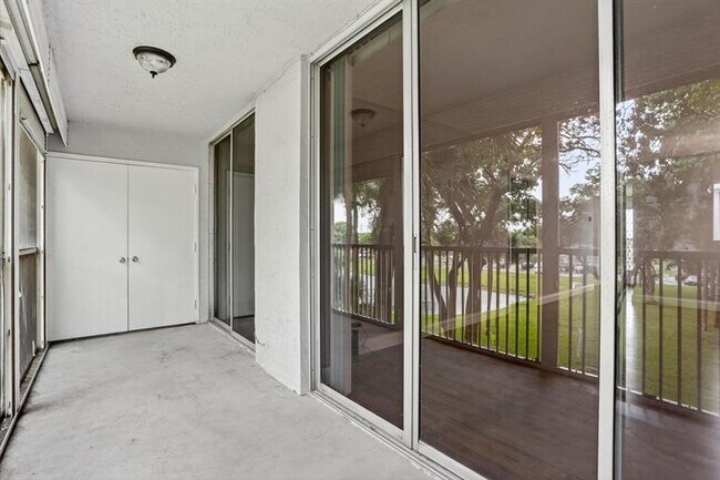 Building Photo - 3341 NW 47th Terrace