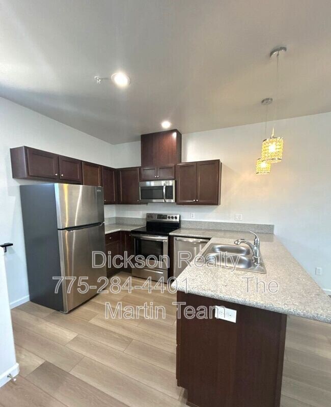 Building Photo - 2788 Plumas St