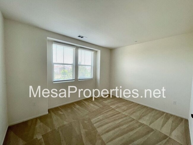 Building Photo - 3230 E Yountville Dr