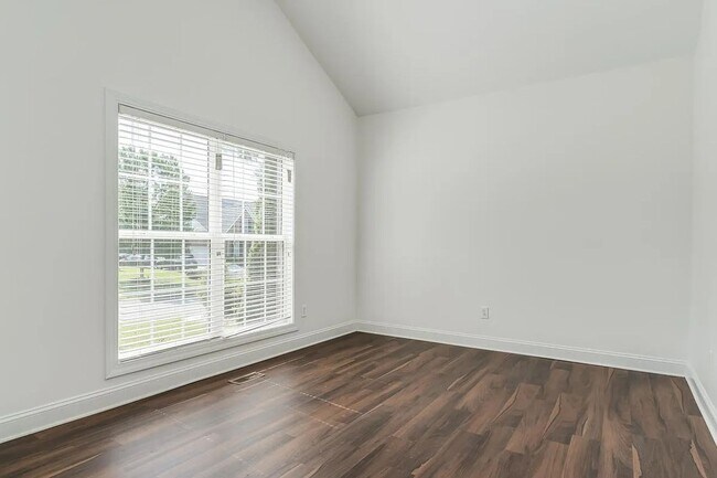Building Photo - Beautiful home in Longcreek Plantation- Heritage Forest