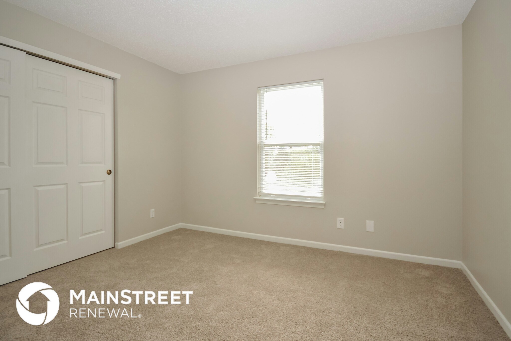 Building Photo - 2265 Shadowbrook Dr