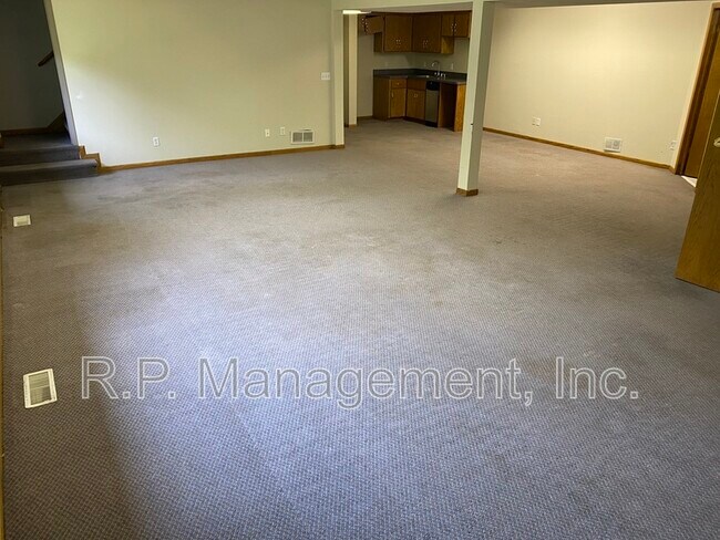 Building Photo - 4626 Linnea Ln