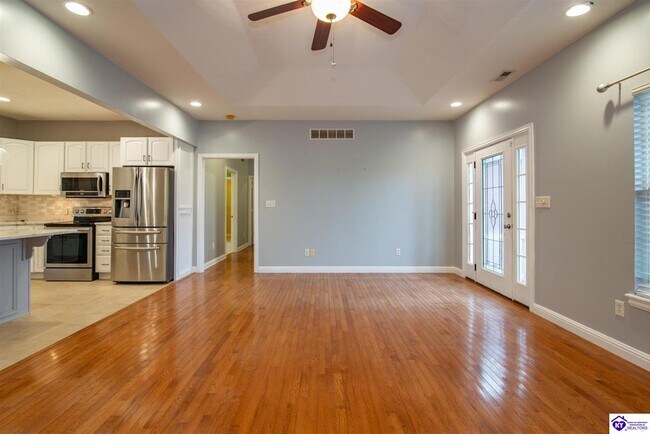 Building Photo - 45 Crosslin Ct