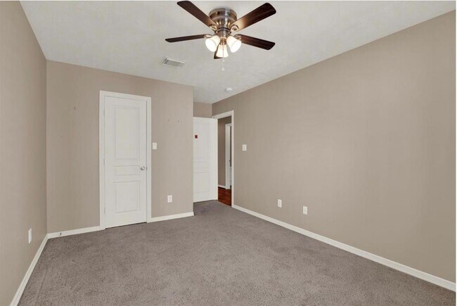 Building Photo - 1524 Birdsall St