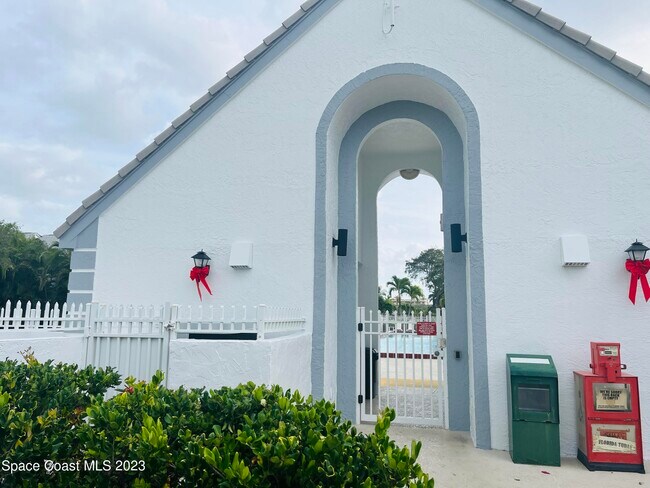 Building Photo - 625 Ocean Park Ln