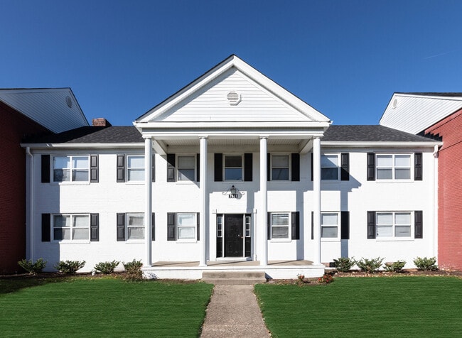 Building Photo - Arbor Pointe