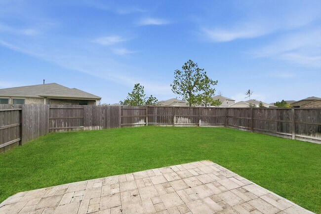 Building Photo - 16306 Fontana Ct