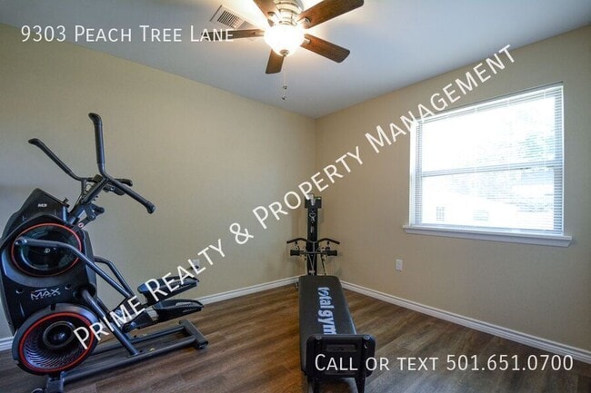 Building Photo - 9303 Peach Tree Ln