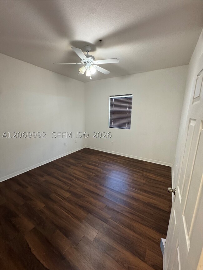 Building Photo - 10870 NW 88th Terrace