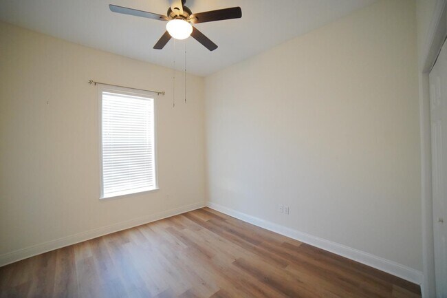 Building Photo - 1155 Sandler Ridge Rd