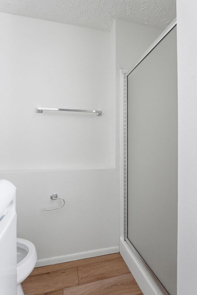 Building Photo - 820 S Liberty Dr