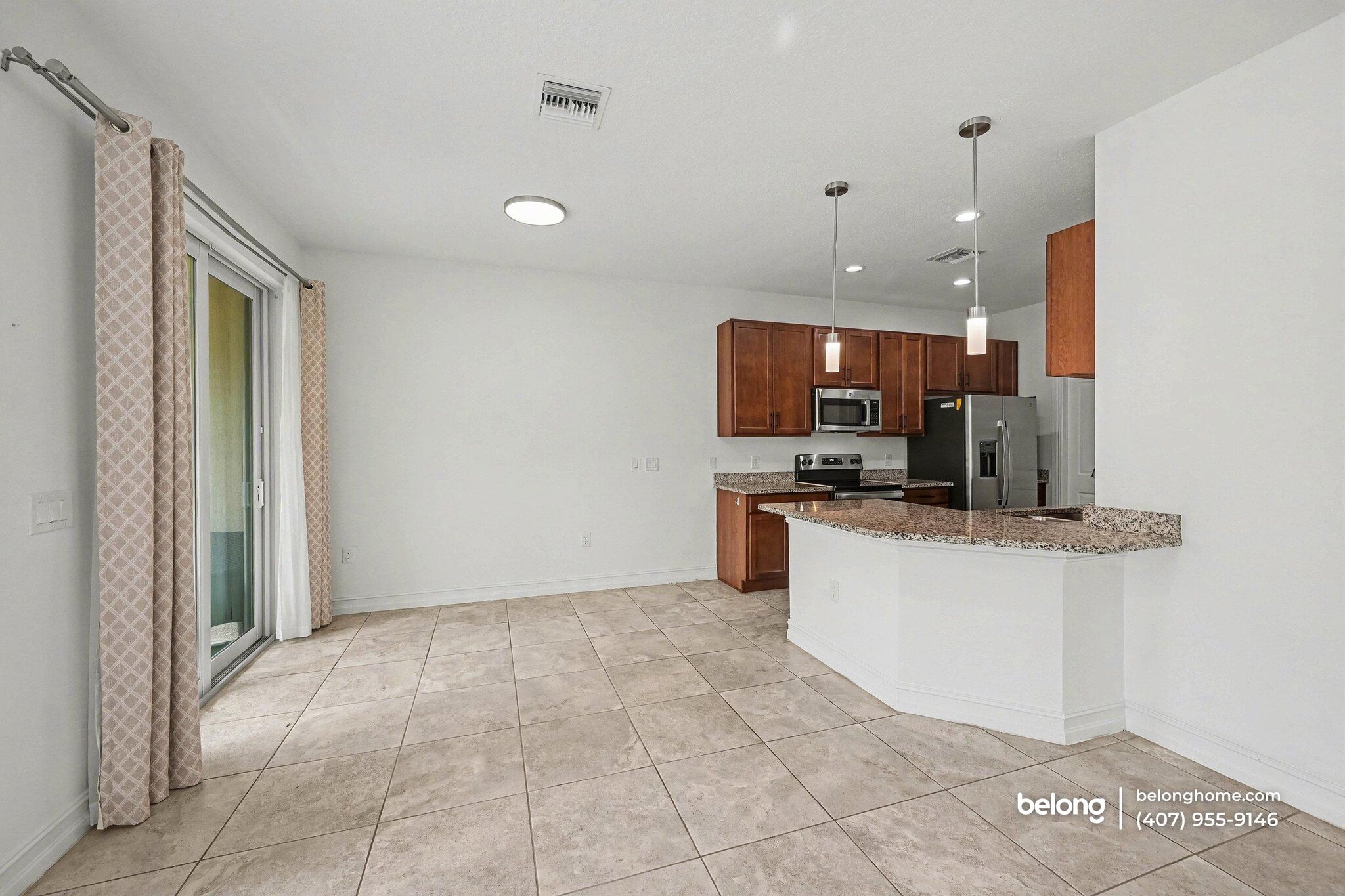 Building Photo - 1455 Isabella Dr