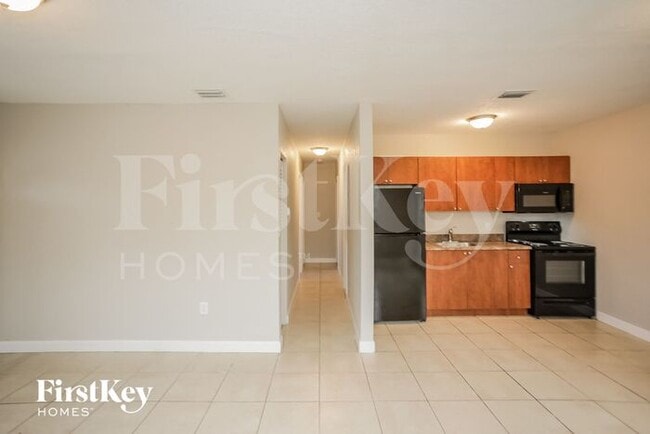 Building Photo - 14640 Tyler St