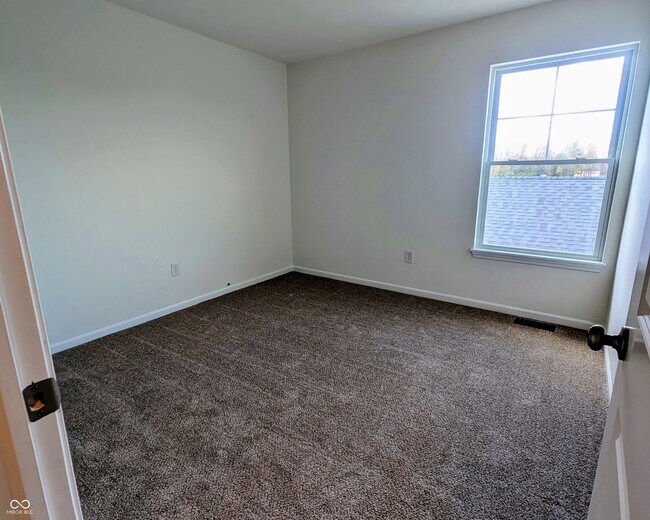 Building Photo - 2650 Marjorie Ln