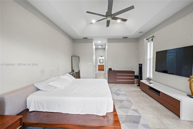 Building Photo - 315 SE Fisk Rd