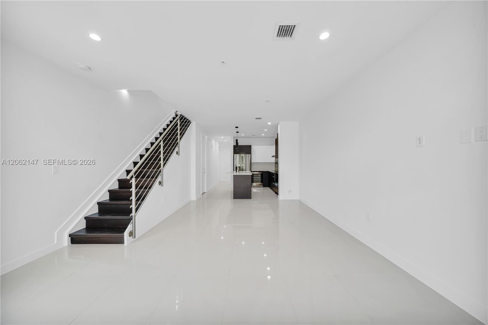 Building Photo - 6310 NW 103rd Pl