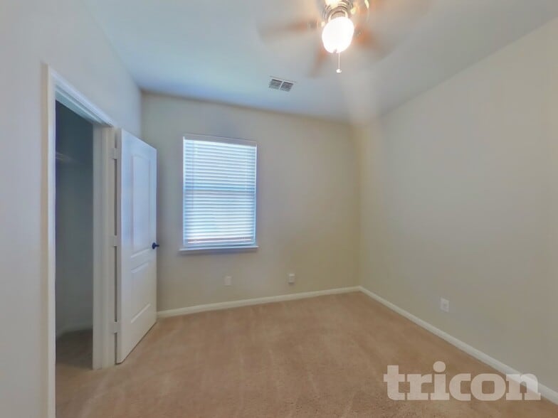 Building Photo - 14205 Open Range Dr