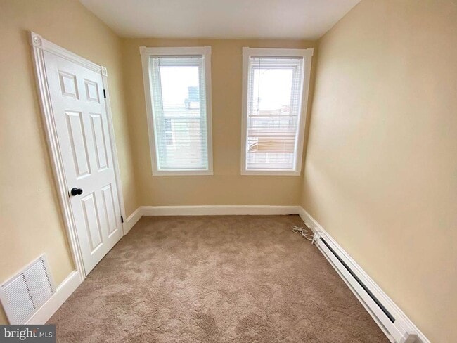 Building Photo - 3543 Stouton St