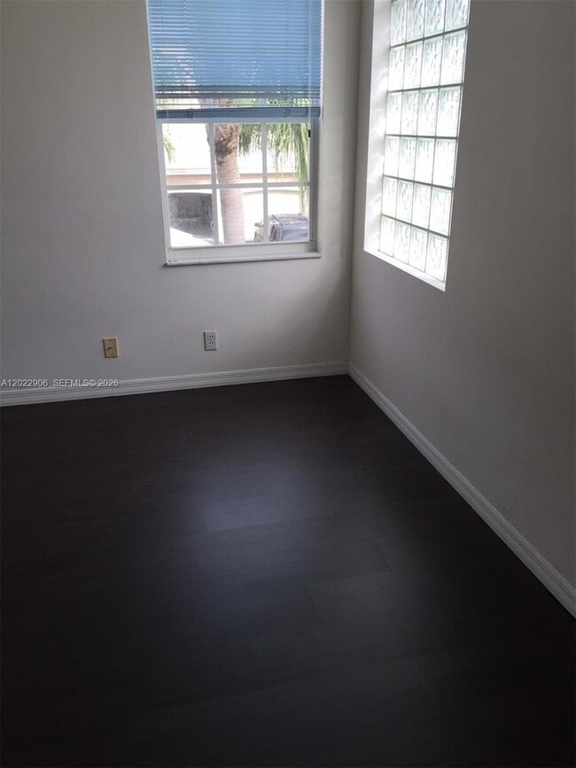 Building Photo - 1804 Salerno Cir
